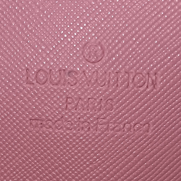 Vintage Louis Vuitton Wallet,Vuitton book,magnet,receipt,authentification paper. - Picture 9 of 16